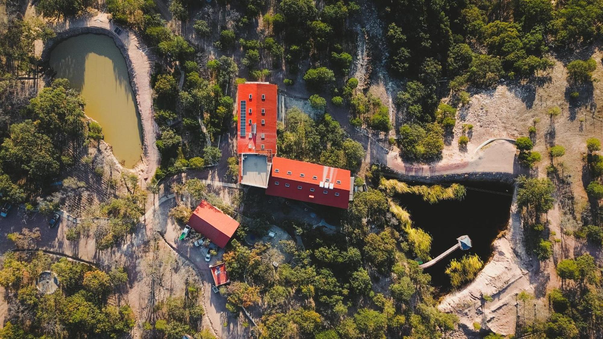 La Piedra Del Tesoro Campamento El Zepo Esterno foto